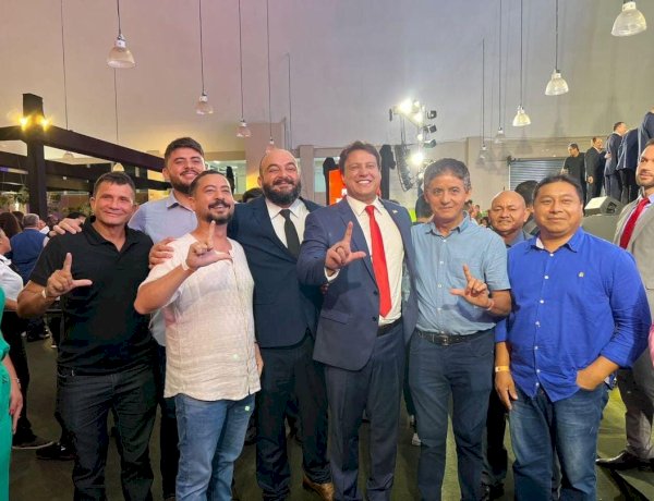PT do Arame prestigiam posse dos novos secretários de Estado